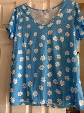 MISSLOOK Blue Scoop Neck White Daisy Print Short Sleeve Top